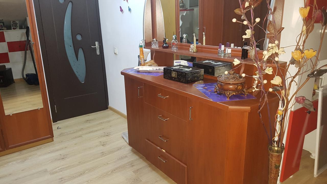 Батуми, 5 Комнатная Εξωτερικό φωτογραφία