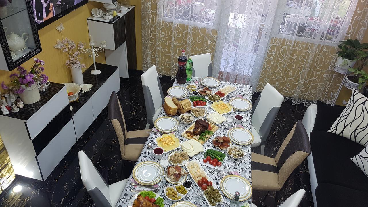 Батуми, 5 Комнатная Εξωτερικό φωτογραφία